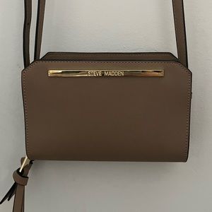 Steve Madden purse